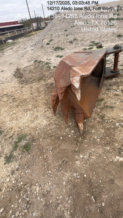 2021 ROCKLAND 30" Bucket - Rockland