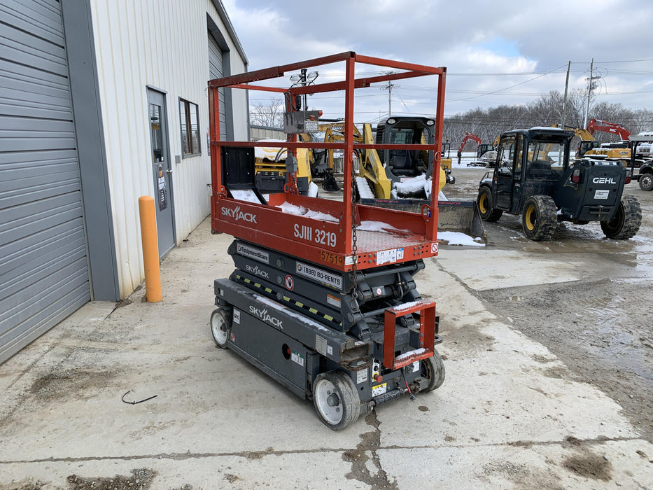 2016 Skyjack SJIII-3219 Standard Rental Specs