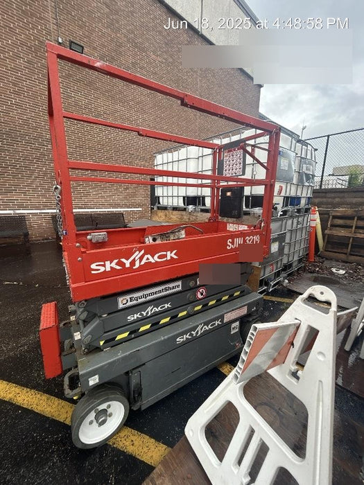 2016 Skyjack SJIII-3219 Standard Rental Specs