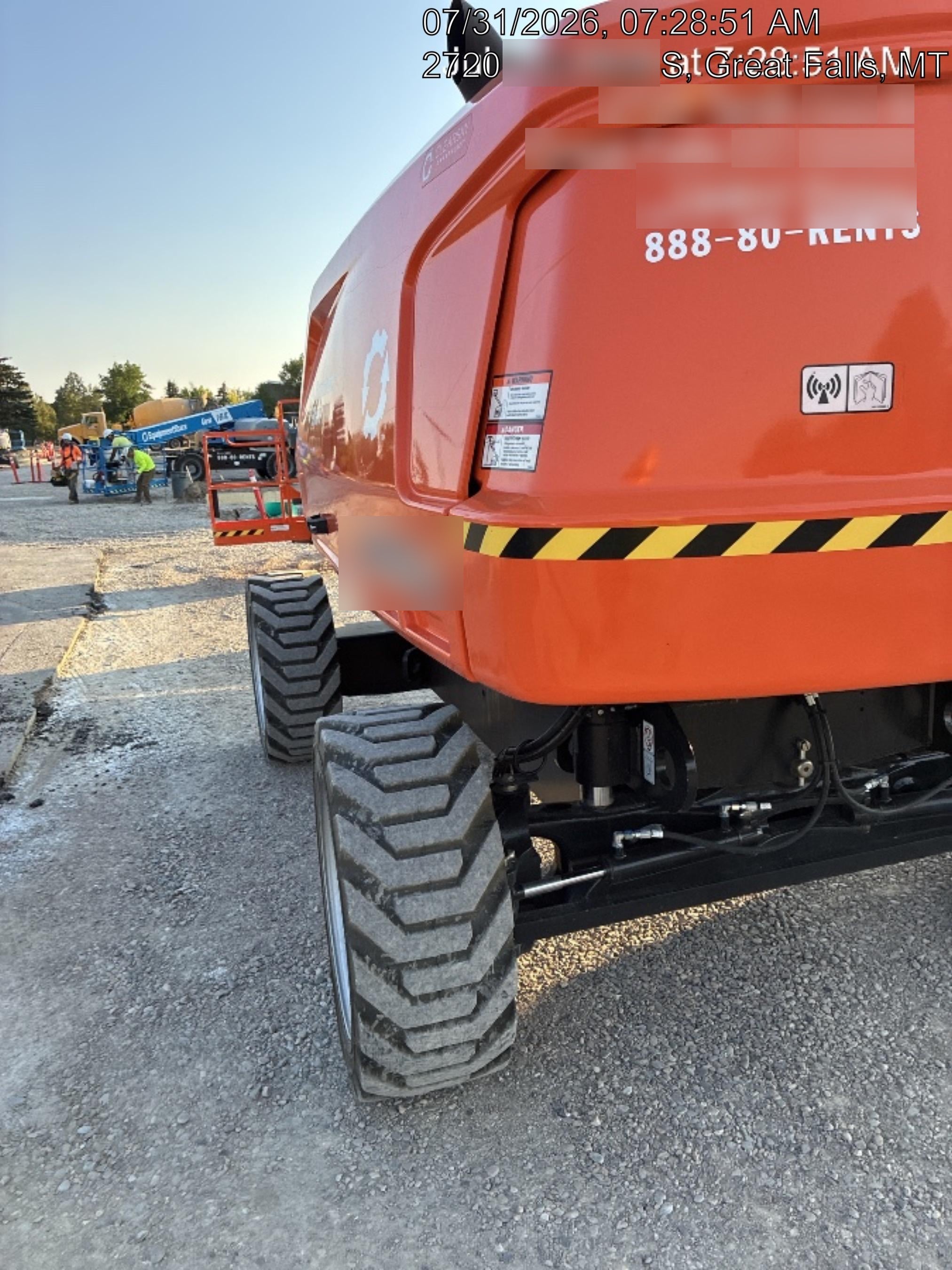 2025 JLG 660SJ
