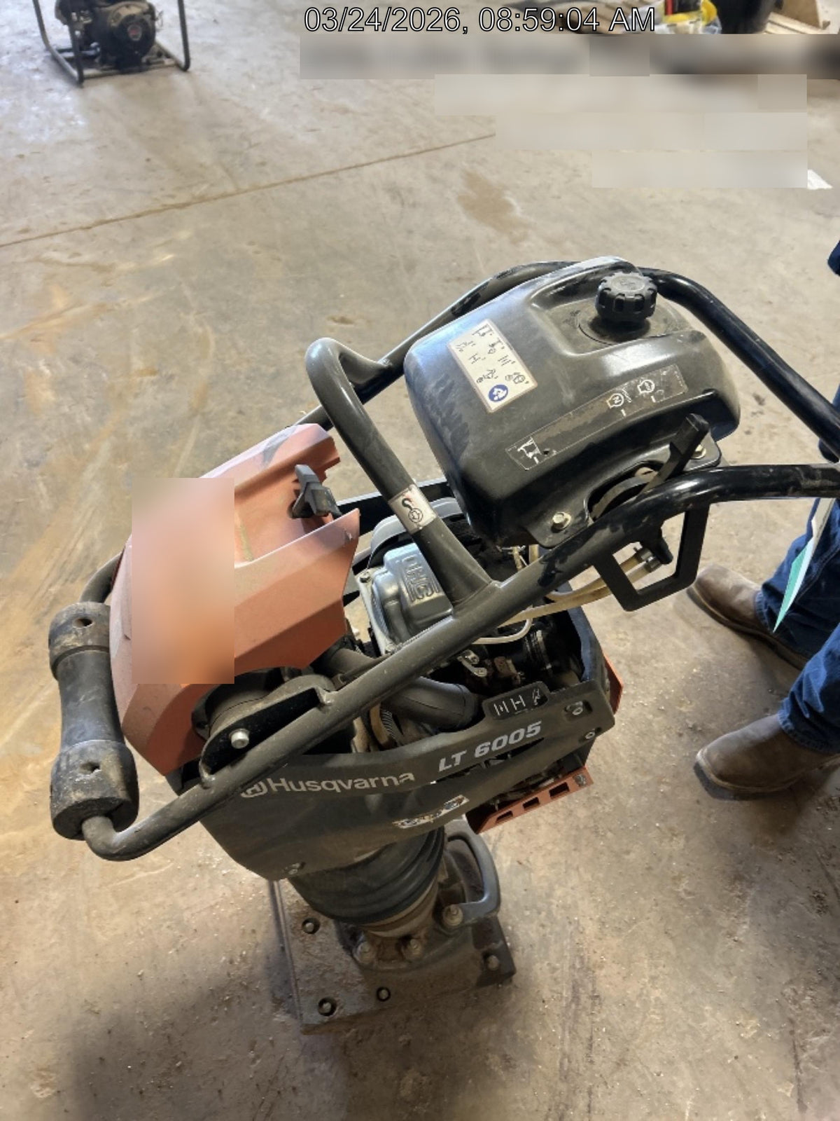 2024 HUSQVARNA LT6005