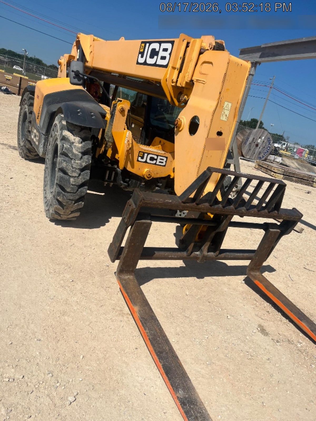 2020 JCB 509-42 Cab/Heat/Air, Solid Tires, Work Lights, Beacon, Aux Hydraulics, Back up Alarm, Lifting Eye, ES Decals