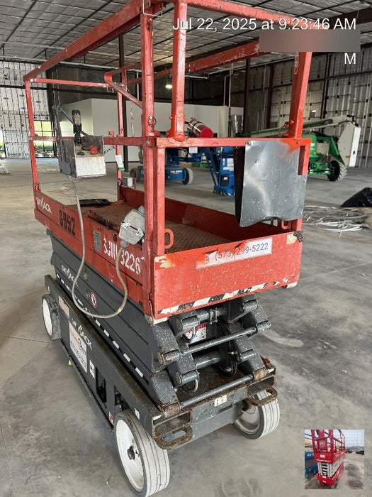 2018 Skyjack SJIII-3226 Skyjack SJIII3226 Scissor Lift w/Trojan Batteries