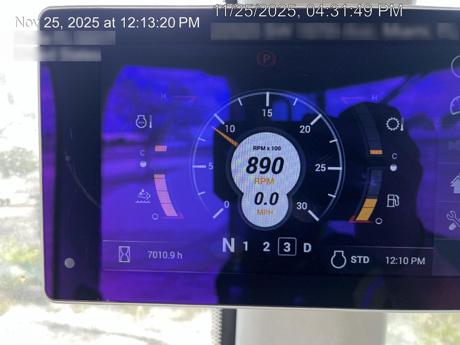 2018 Case 821G CLOSED CAB, 1 FUNCTION, JRB 418 STYLE HYD COUPLER