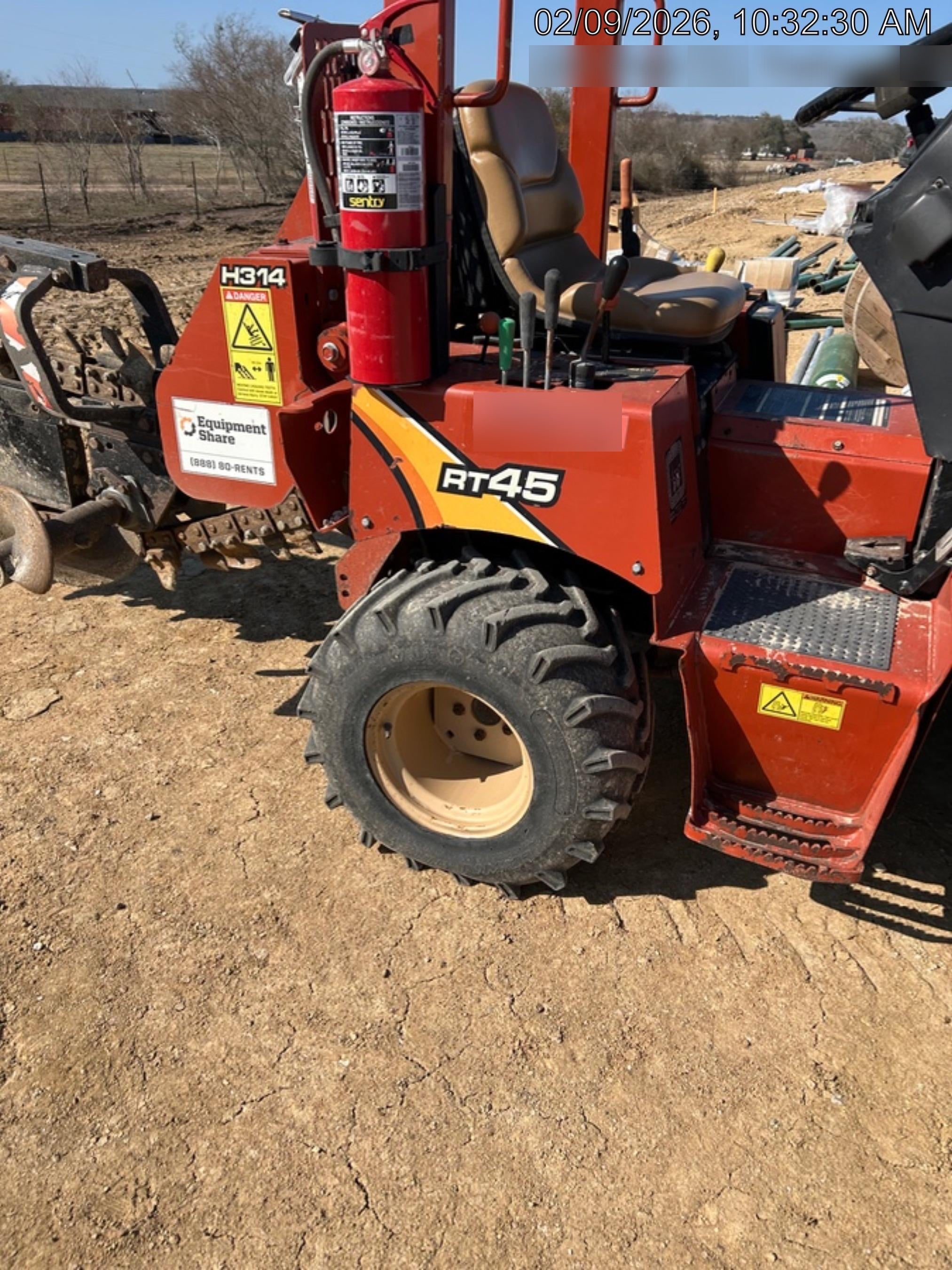 2019 DITCH WITCH RT45A