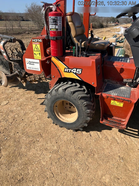 2019 DITCH WITCH RT45A
