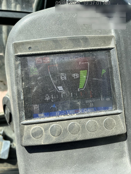 2021 TAKEUCHI TB235-2CR
