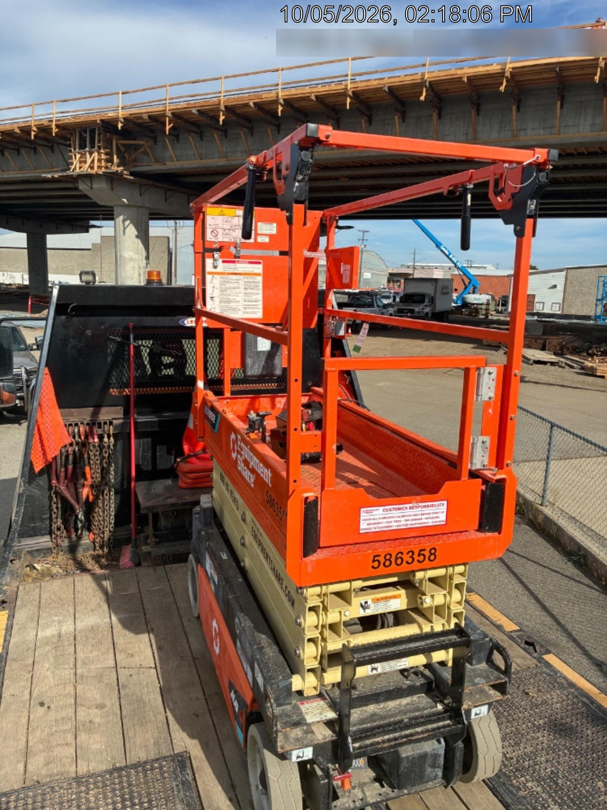 2025 JLG ES1932