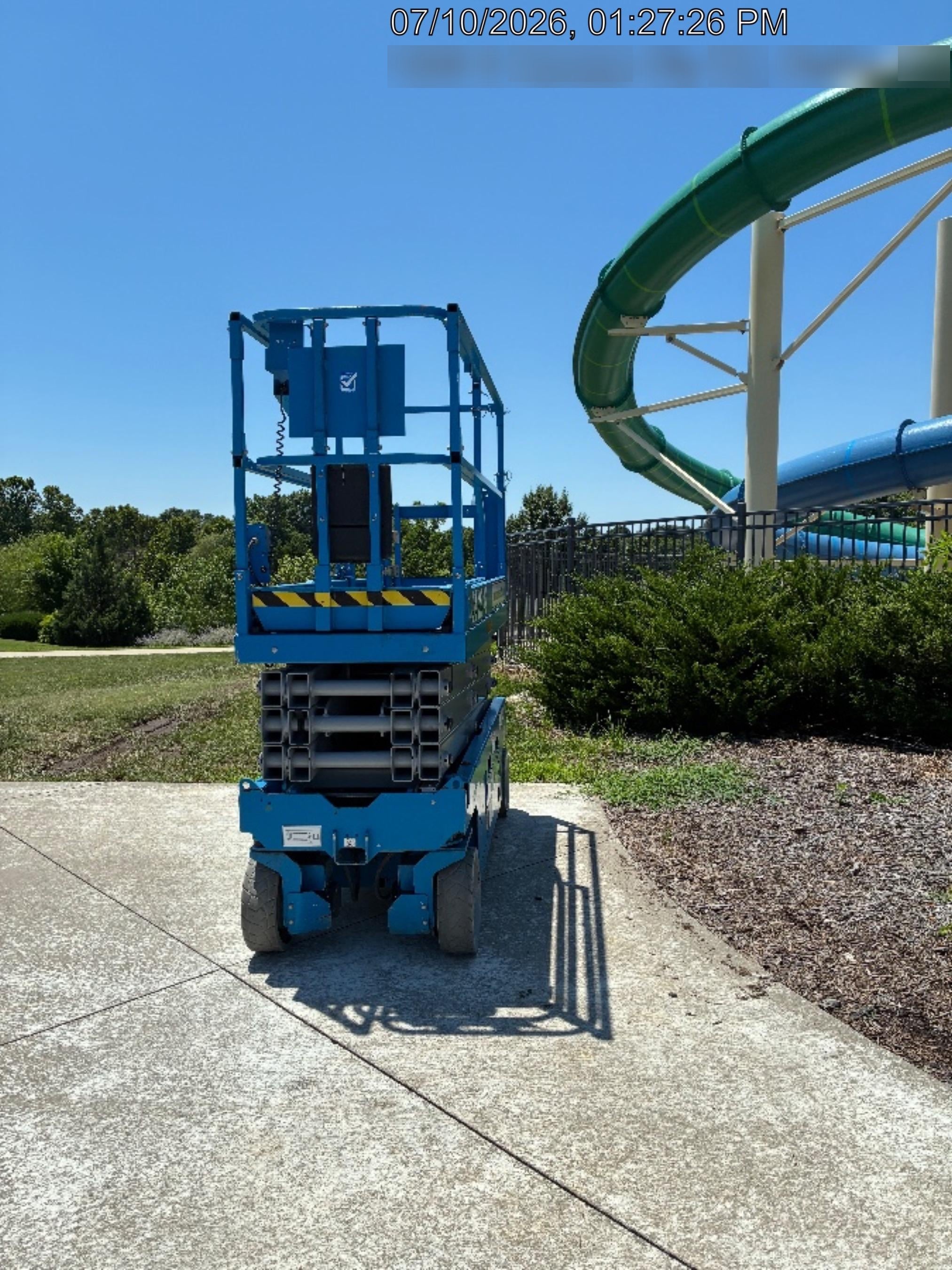 2023 GENIE GS-2632