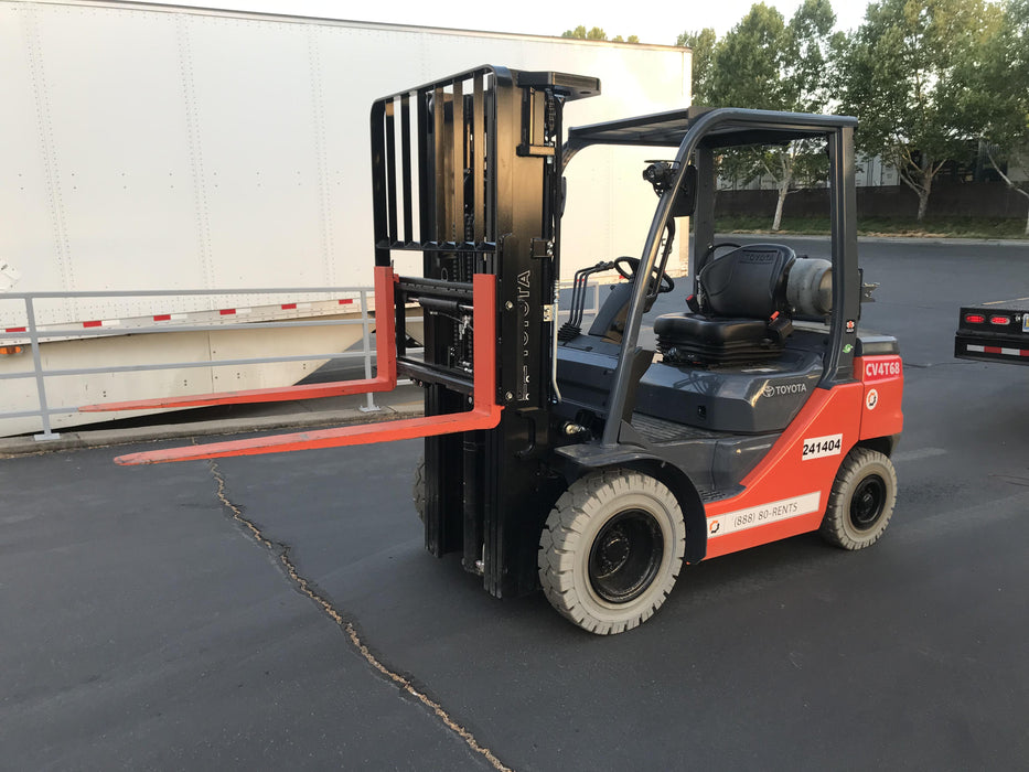 2022 TOYOTA 50-8FGU25