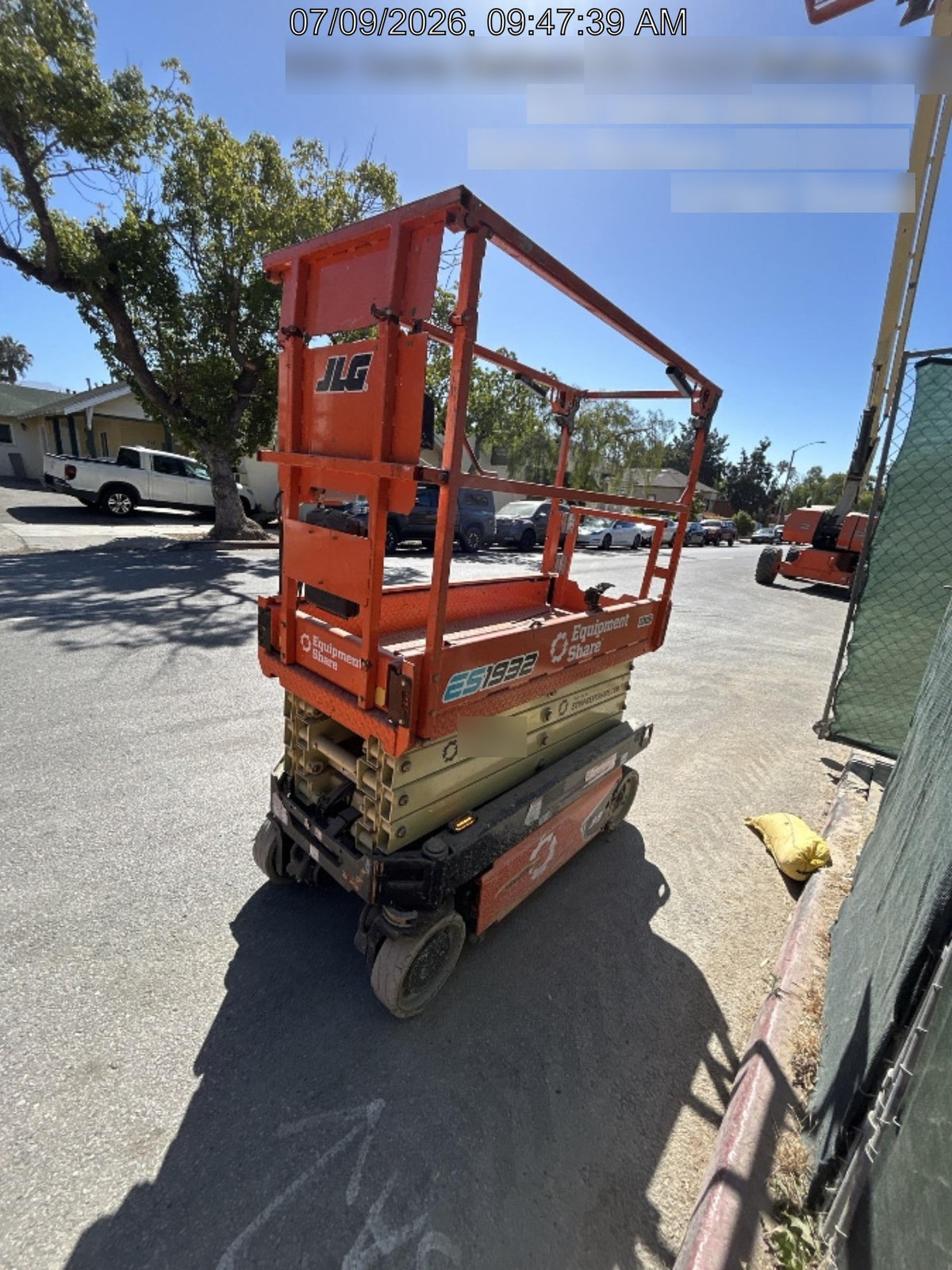 2022 JLG ES1932
