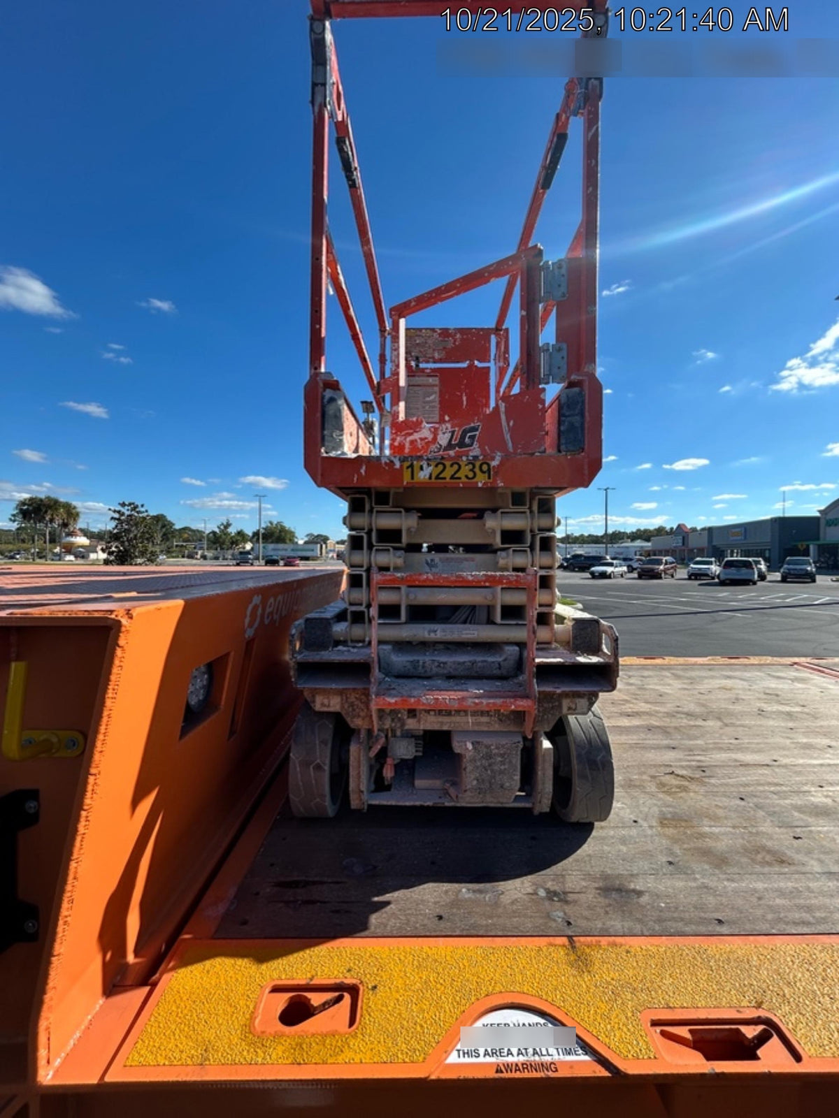 2021 JLG ES1932