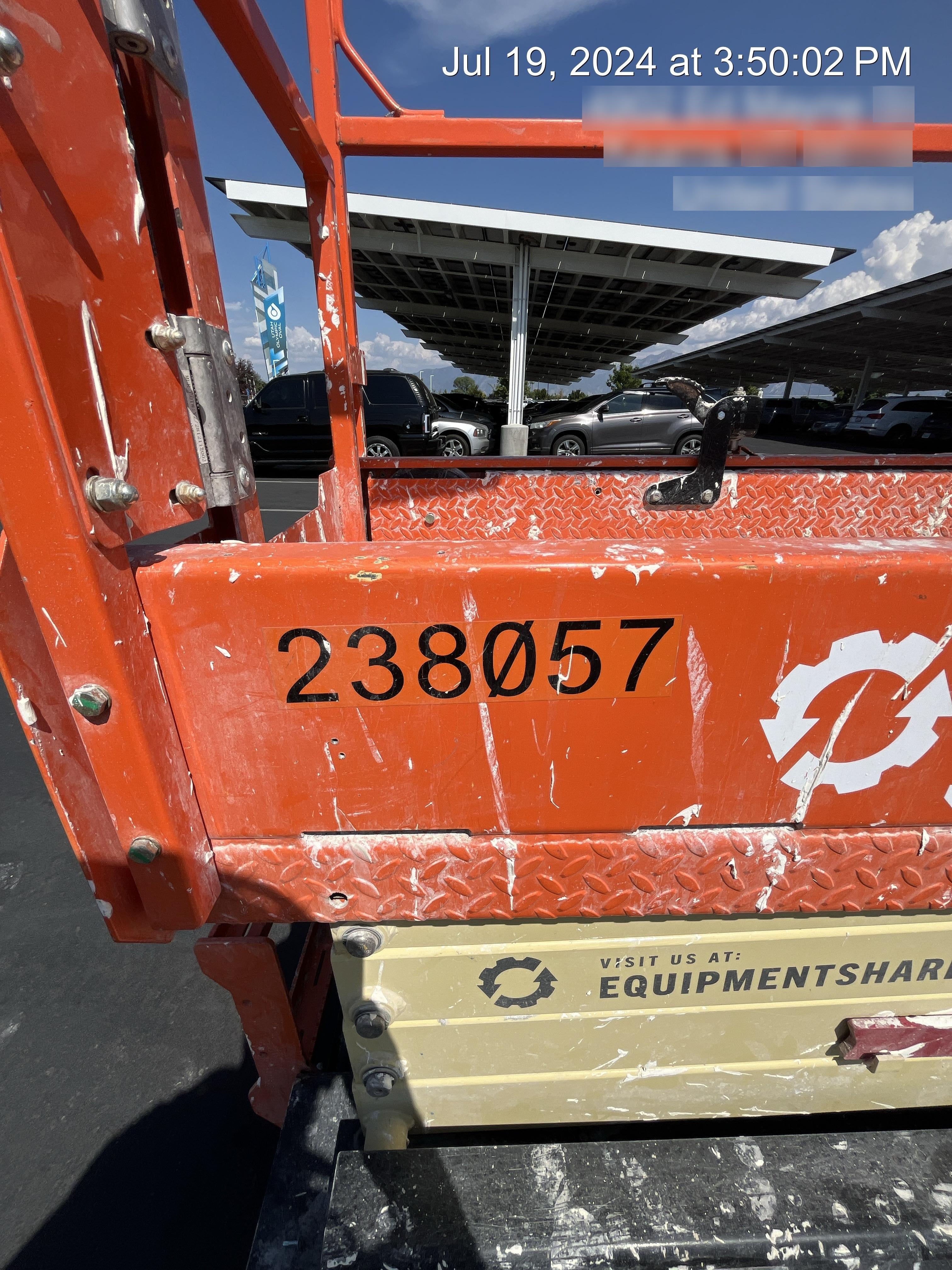 2022 JLG ES1932