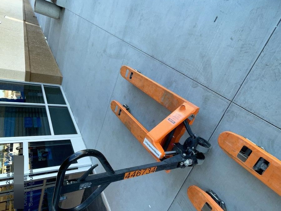 2024 STRONGWAY 5500 lb Pallet Jack