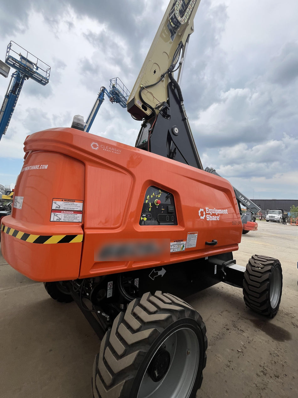2025 JLG 660SJ