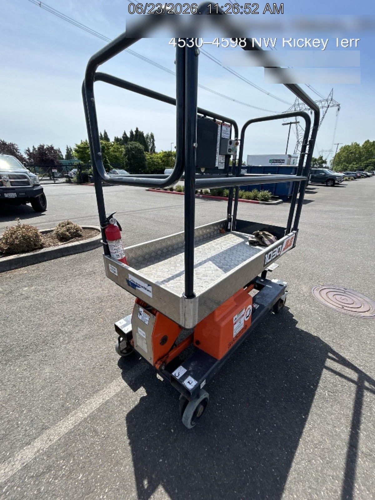 2023 JLG 1030P