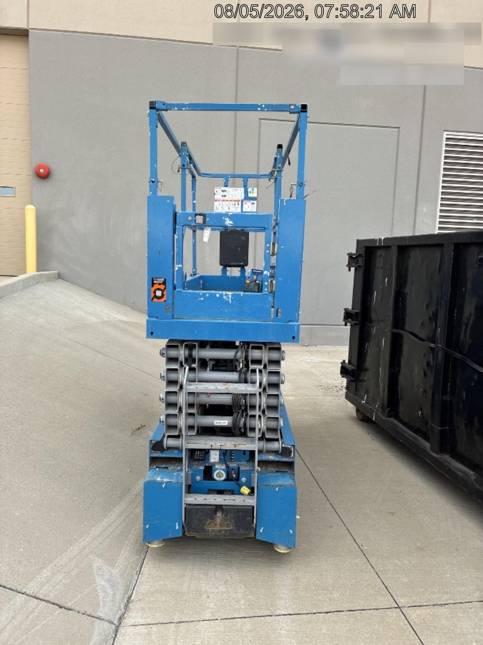 2022 GENIE GS-3232