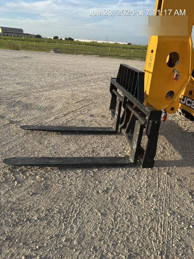 2025 JCB 510-56
