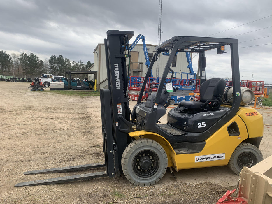 2020 KOMATSU FG25T-16