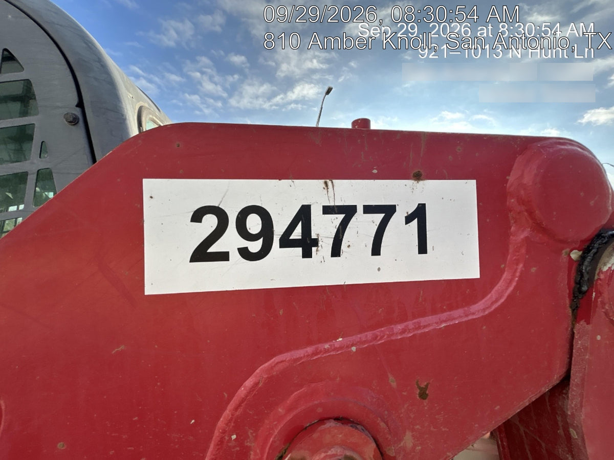 2023 TAKEUCHI TL10V2-CR