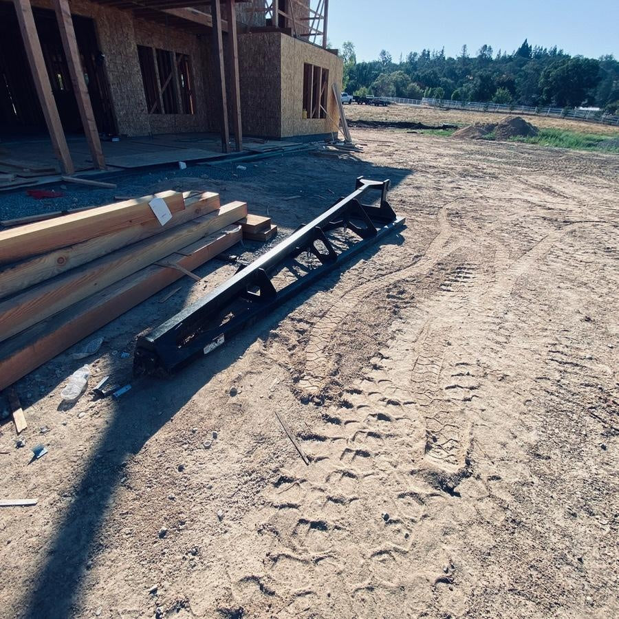 2024 JLG 1001275853