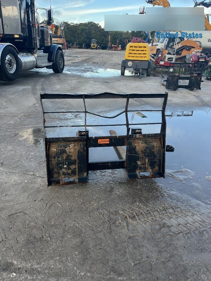 2023 ARROW MATERIAL HANDLING F5100CB