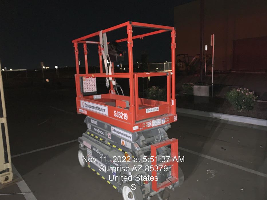 2021 SKYJACK SJ3219