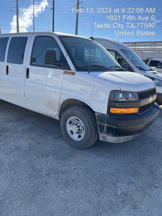 2023 CHEVROLET Express Van - Rental