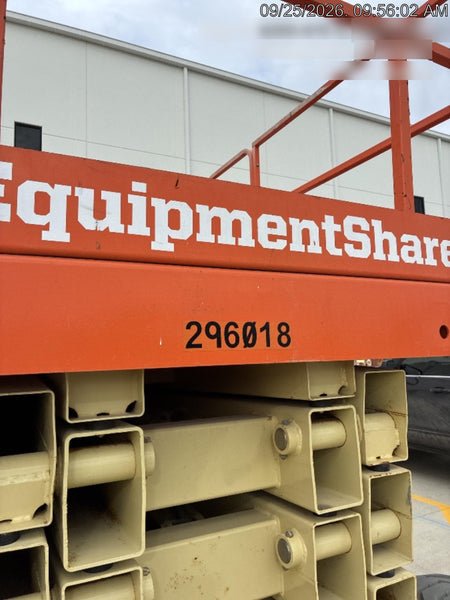 2023 JLG RT4394