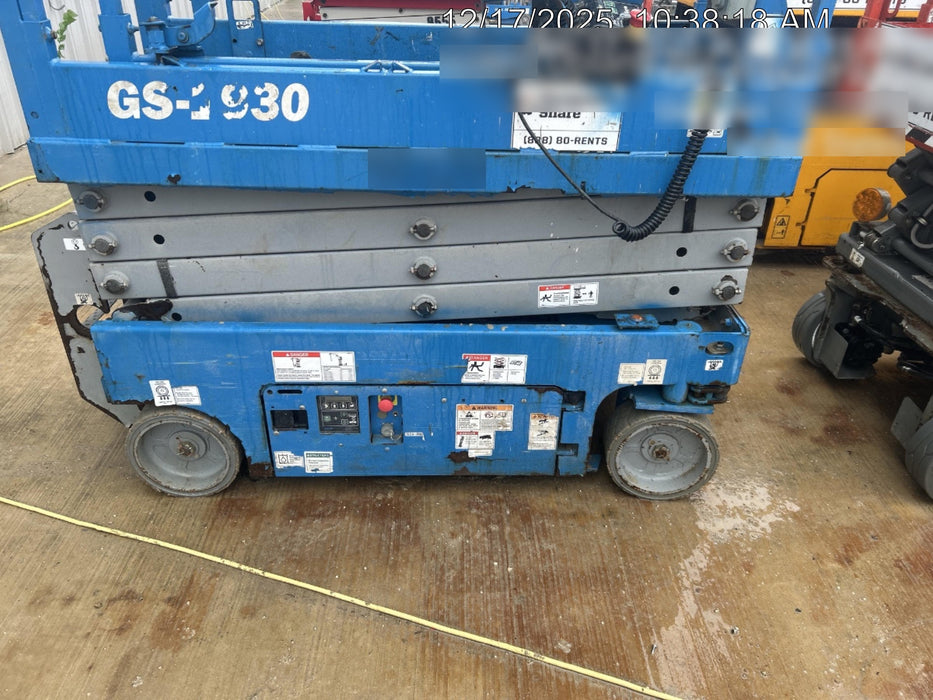 2019 Genie GS-1930 Fixed Rails with Chain Entry