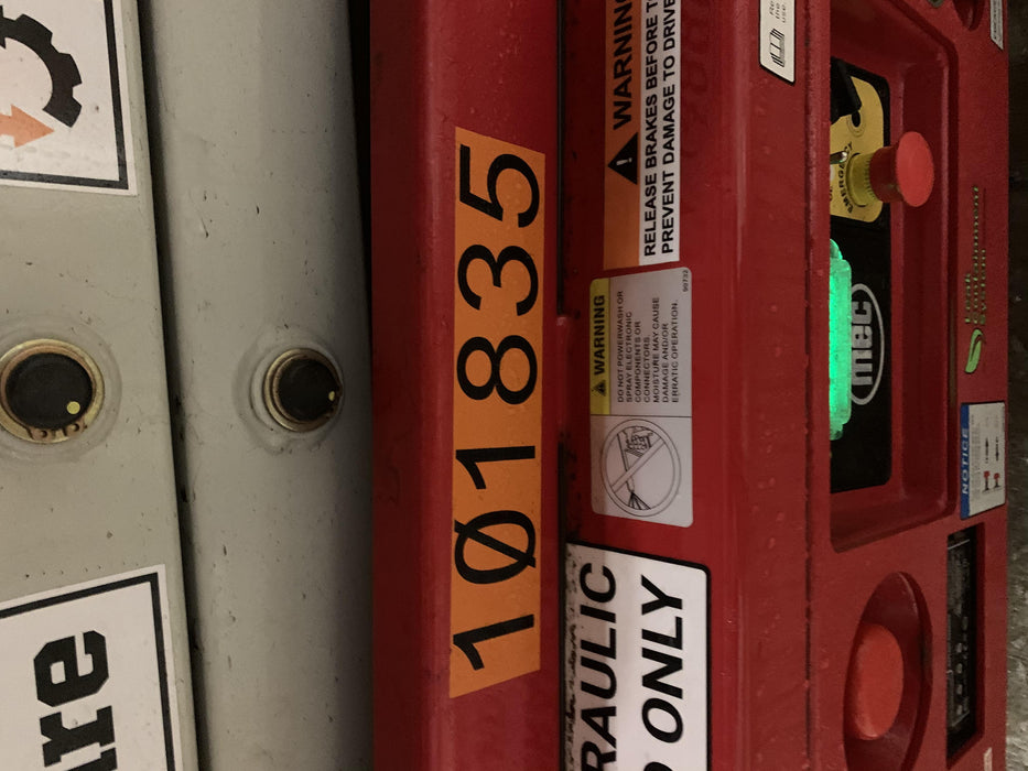 2020 MEC 1330SE Solid NM Tires, Steel Swing out Doors, LCS, Beacon, 900W Invertor