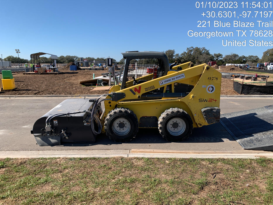 2021 PALADIN Sweepster SB72