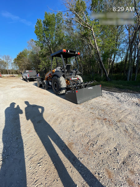 2023 CASE 570N EP