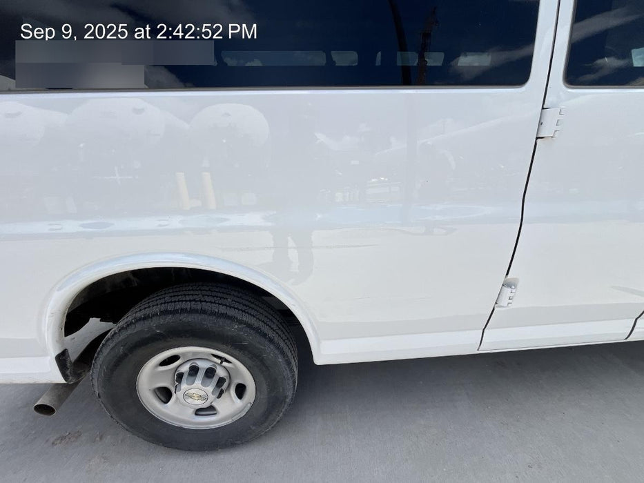 2023 CHEVROLET Express Van - Rental