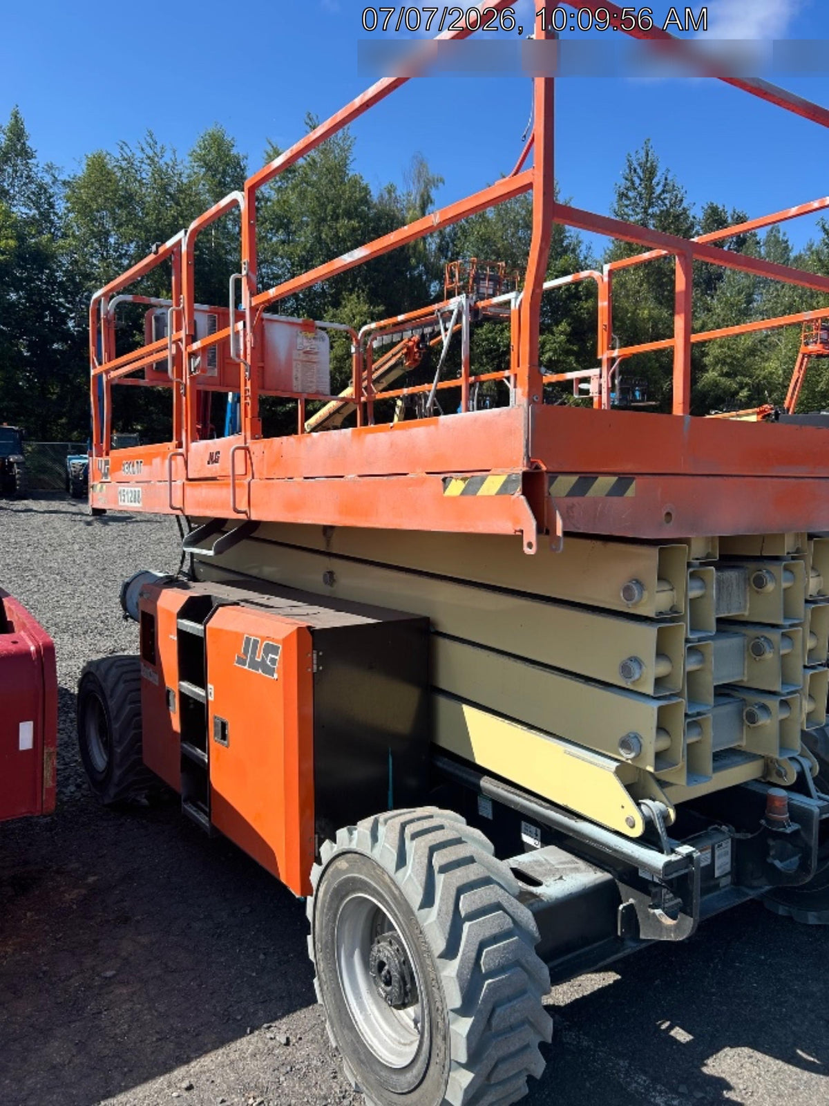 2021 JLG 430LRT