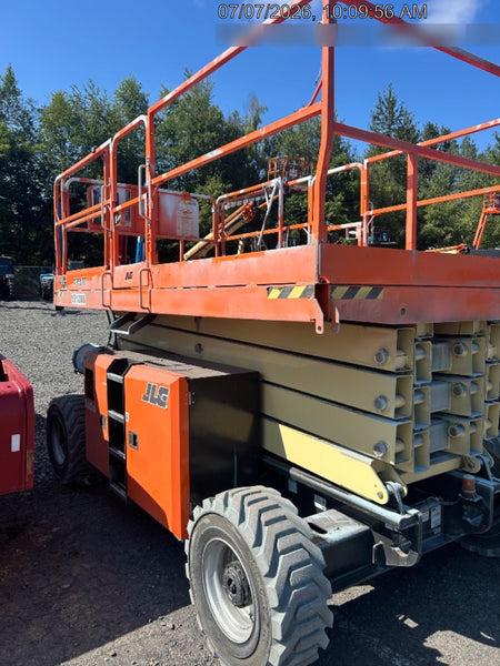 2021 JLG 430LRT