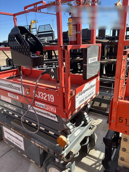 2021 SKYJACK SJ3219