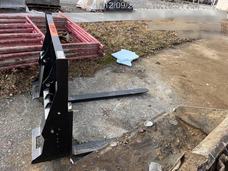 2025 ARROW MATERIAL HANDLING 48" Pallet Forks - Arrow