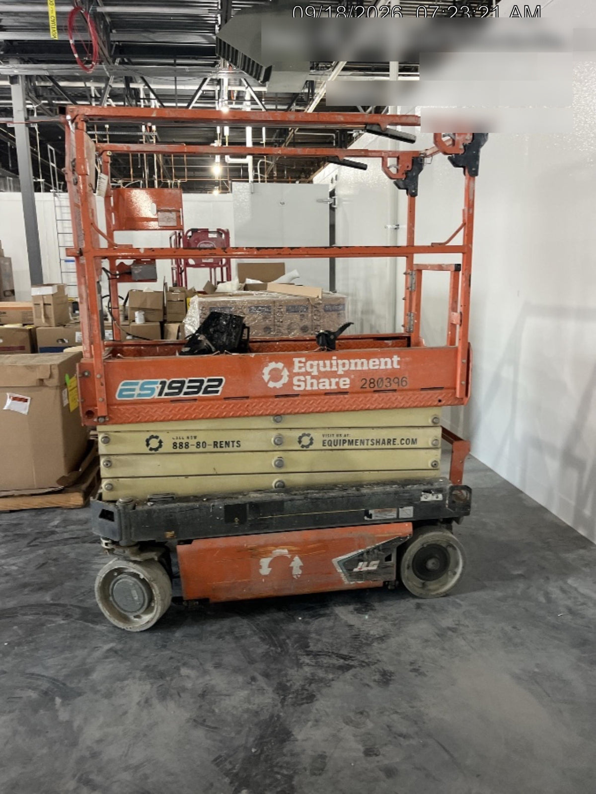2022 JLG ES1932