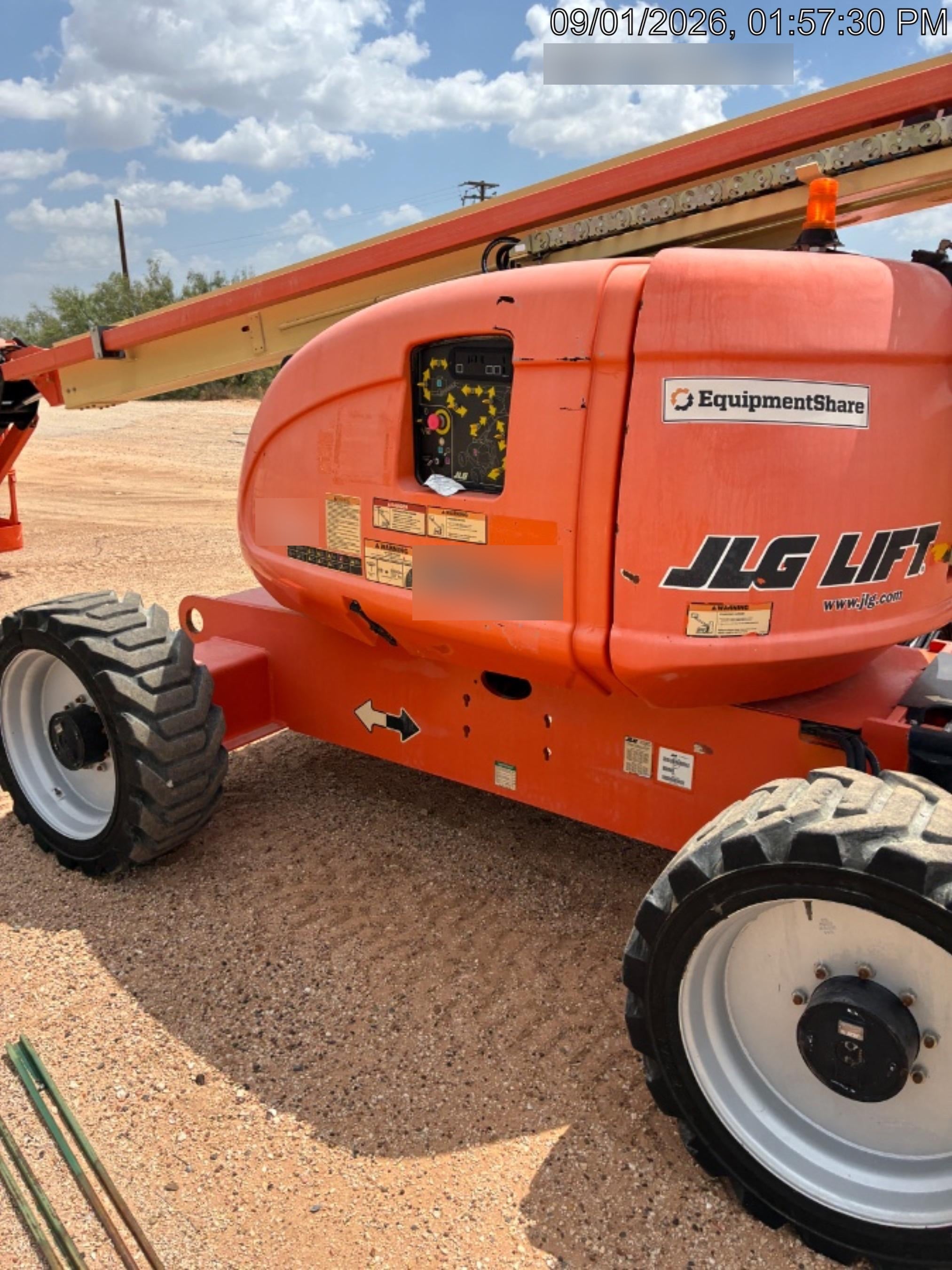 2019 JLG 600AJ