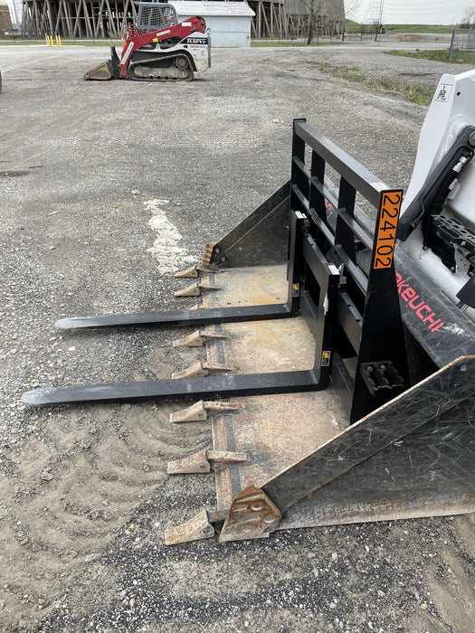 2022 ARROW MATERIAL HANDLING 48" Pallet Forks - Arrow