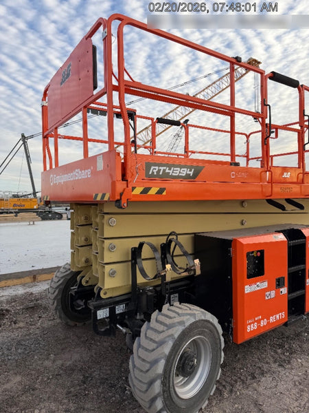 2025 JLG RT4394