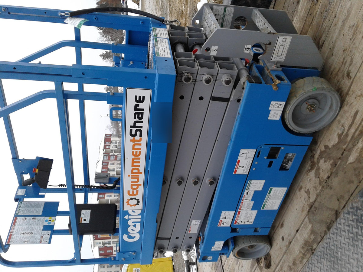 2018 Genie GS-1930 Genie GS-1930 w/Fixed Rail, Chain Entry