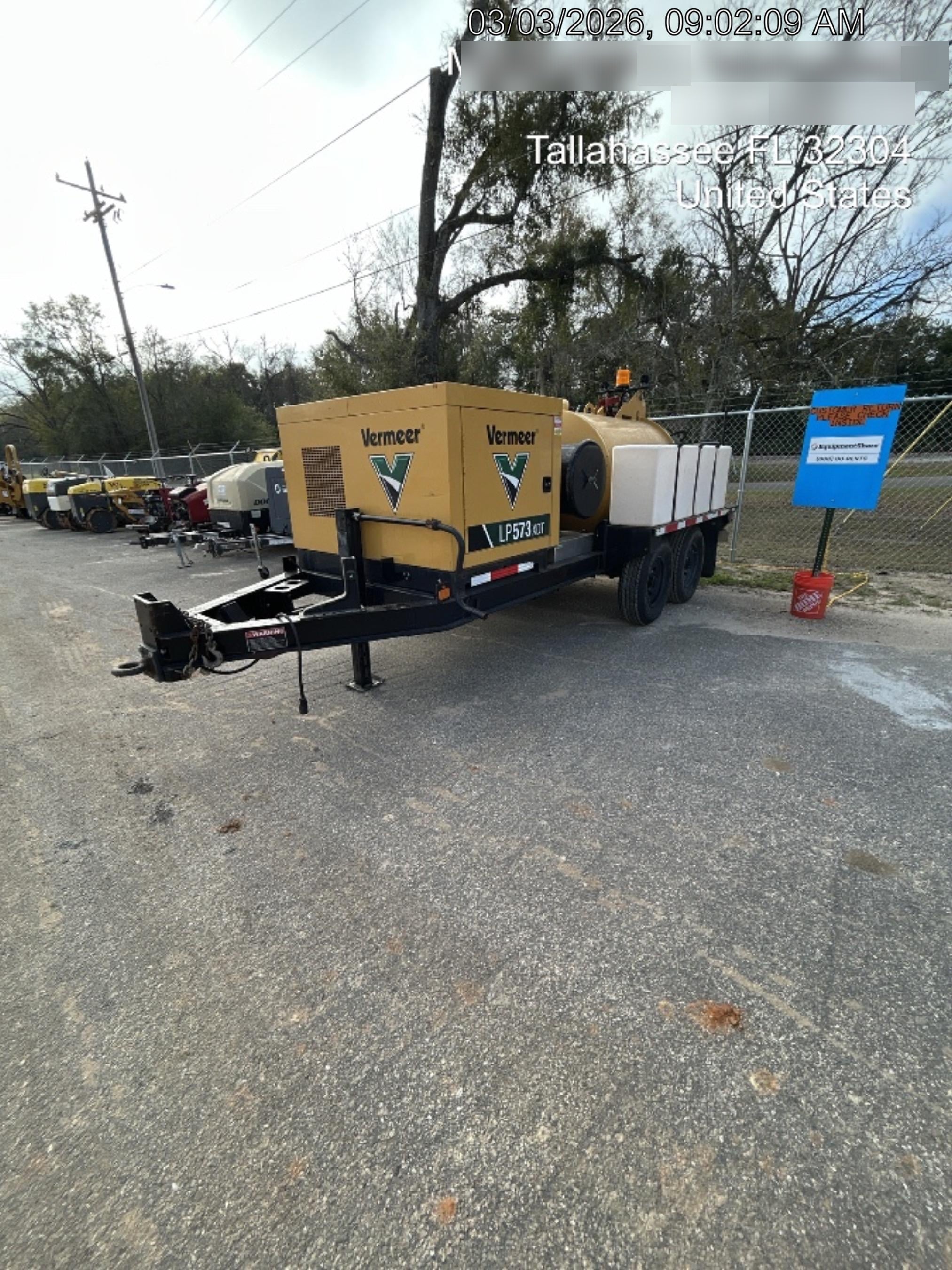 2022 VAC-TRON LP573XDT