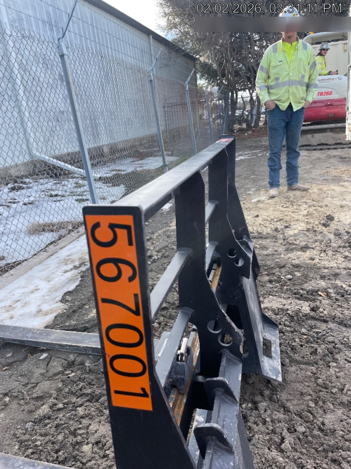 2025 ARROW MATERIAL HANDLING 48" Pallet Forks - Arrow