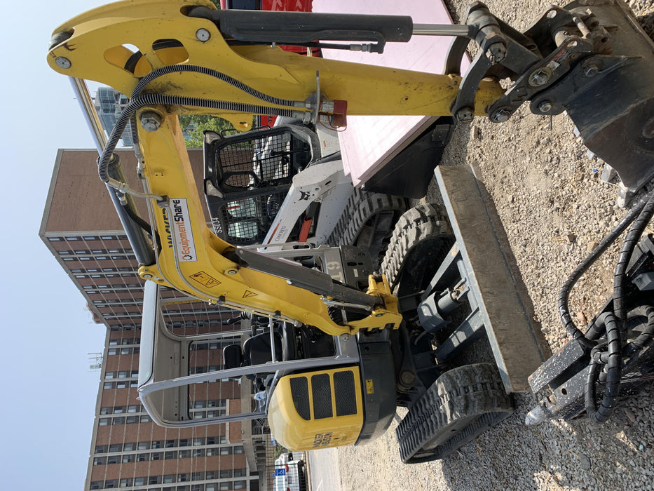 2017 Wacker Neuson EZ28 Wacker Neuson E0506-EZ28-MX - Track/LGD/CAN/VDS/12, 18, 24" Buckets