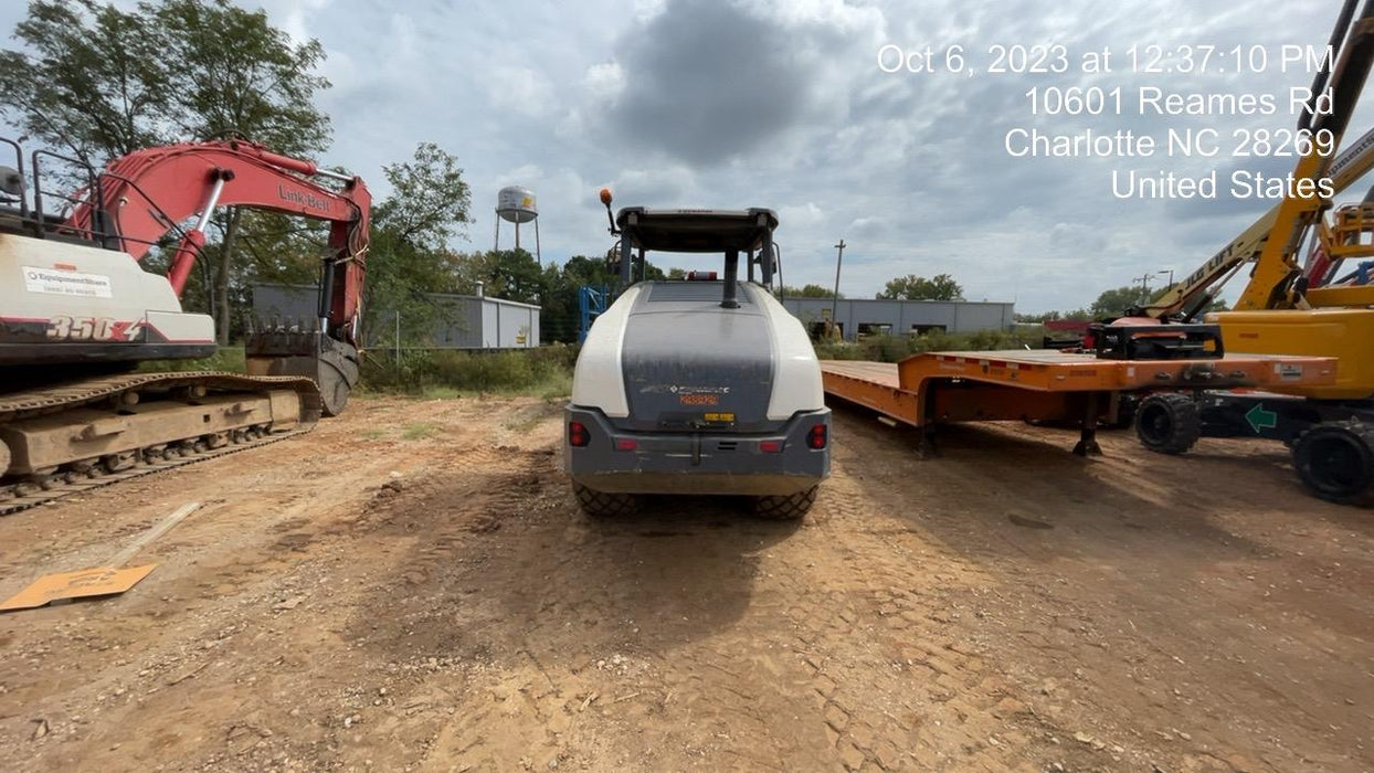 2023 DYNAPAC CA2500D