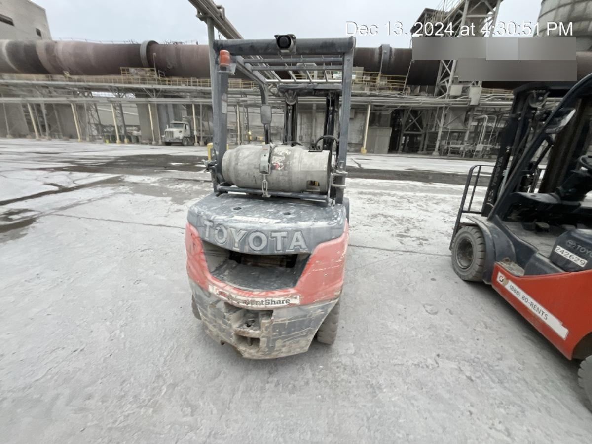 2022 TOYOTA 50-8FGU25