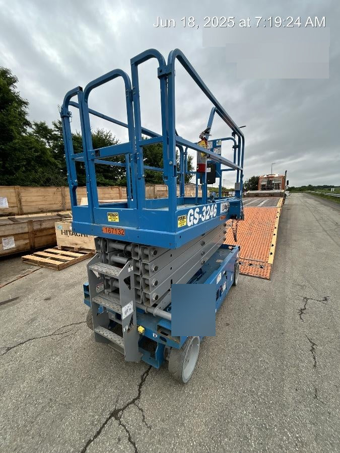 2021 GENIE GS-3246