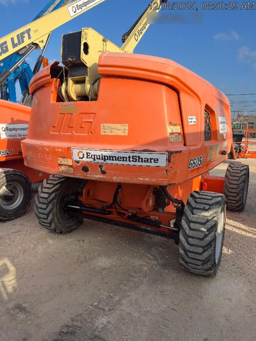 2019 JLG 660SJ